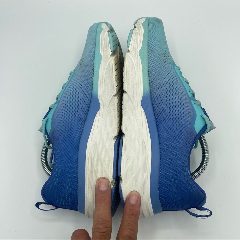 skechers ultra go max cushioning
